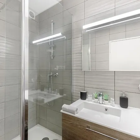 Aux Portes De Bordeaux El Pablo Mindurguest